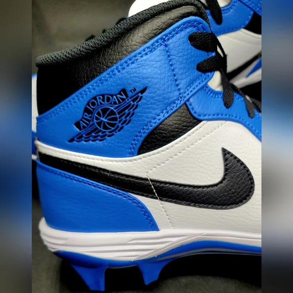 Nike Air Jordan 1 Mid TD Clests Sz 10 Men NIB - Picture 7 of 8